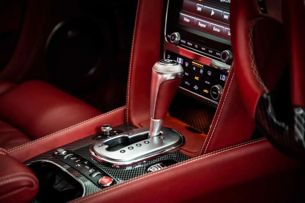 reparation interieur voiture mtl